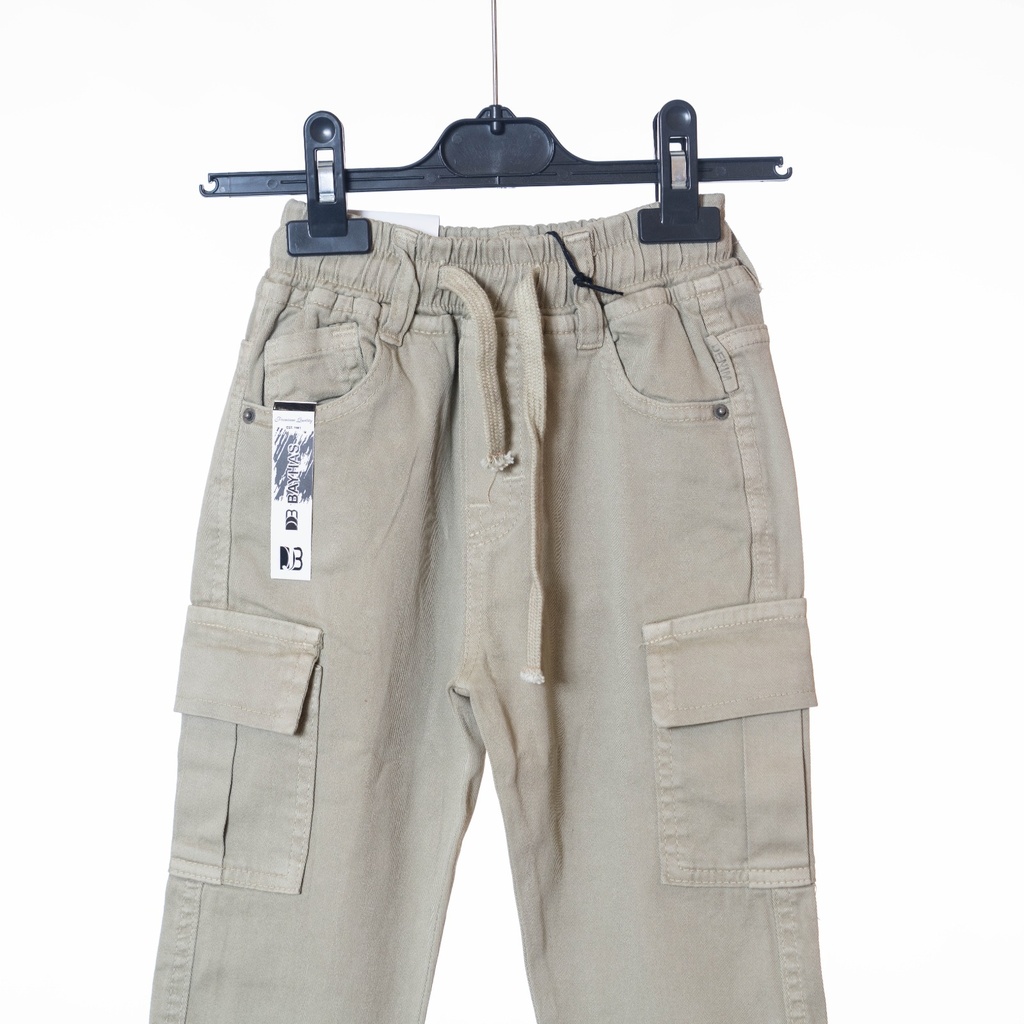 13588 Pantalon jogging kaki 